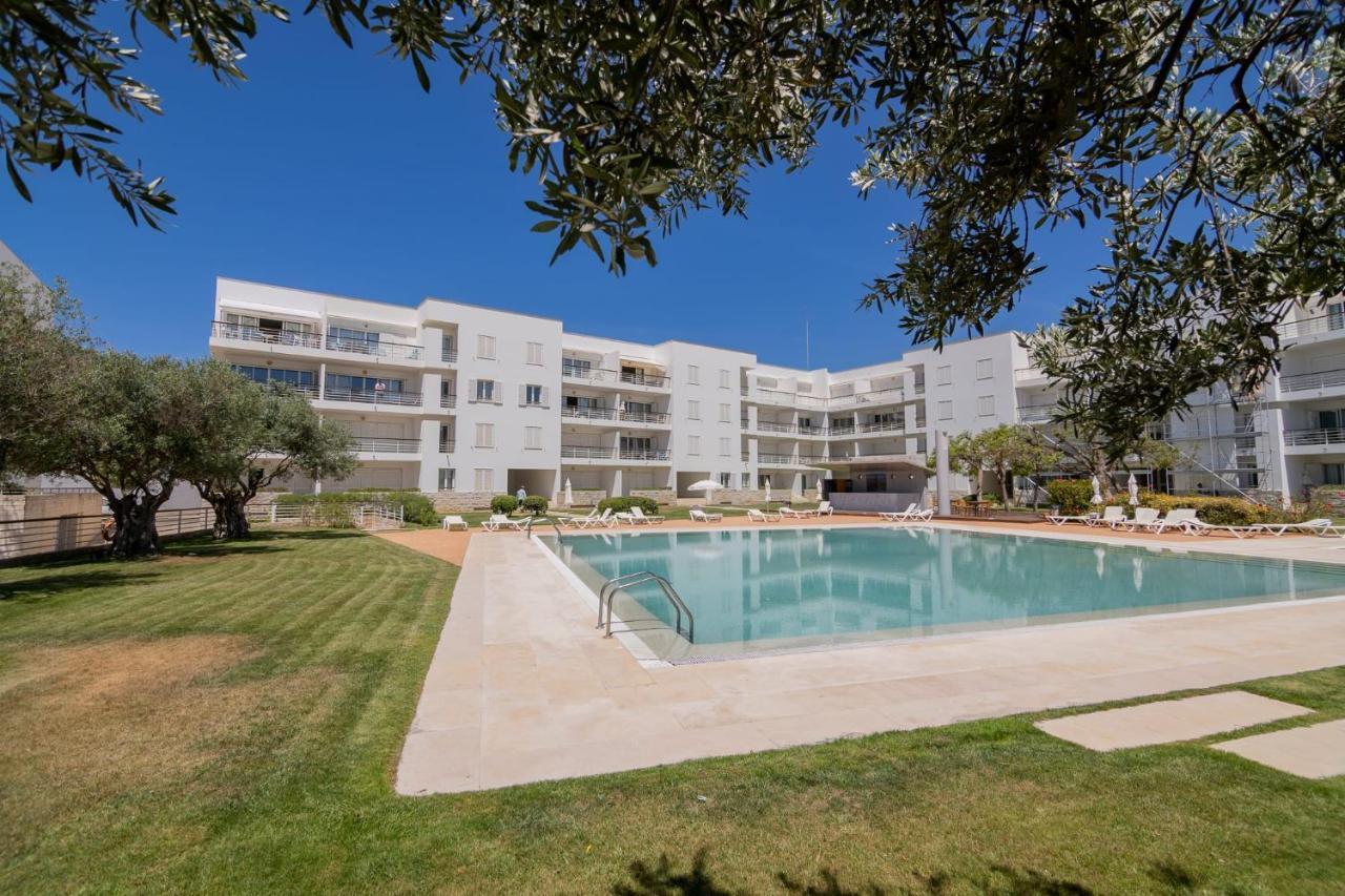 Apartment Marina Retreat - An Exquisite 2 Bedroom On The Marina