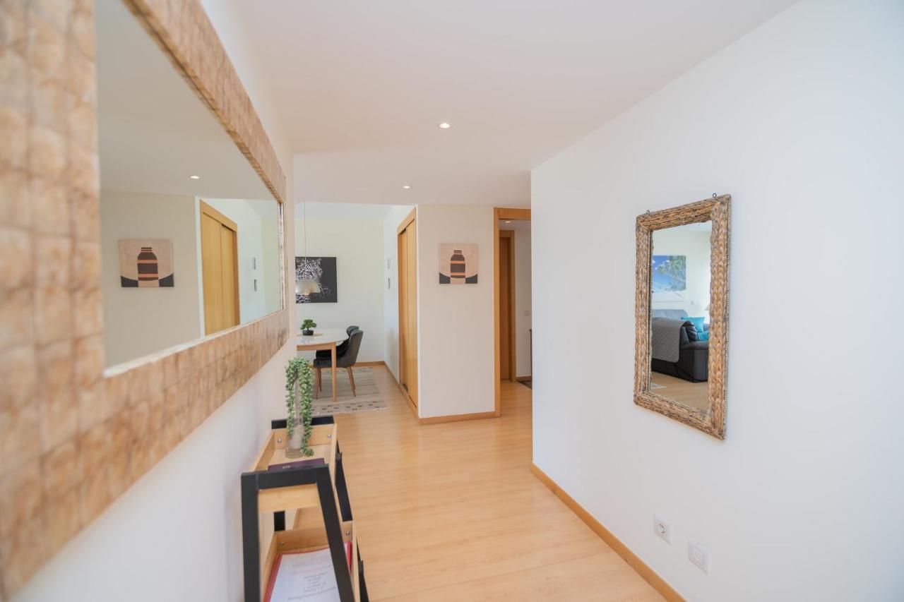 Apartment Marina Retreat - An Exquisite 2 Bedroom On The Marina