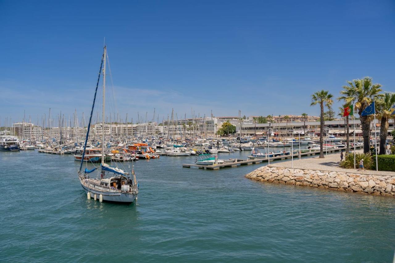 Apartment Marina Retreat - An Exquisite 2 Bedroom On The Marina Lagos