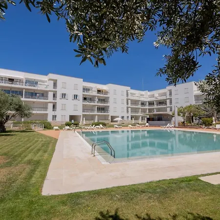 Marina Retreat - An Exquisite 2 Bedroom Apartment On The Lagos Marina Exterior photo