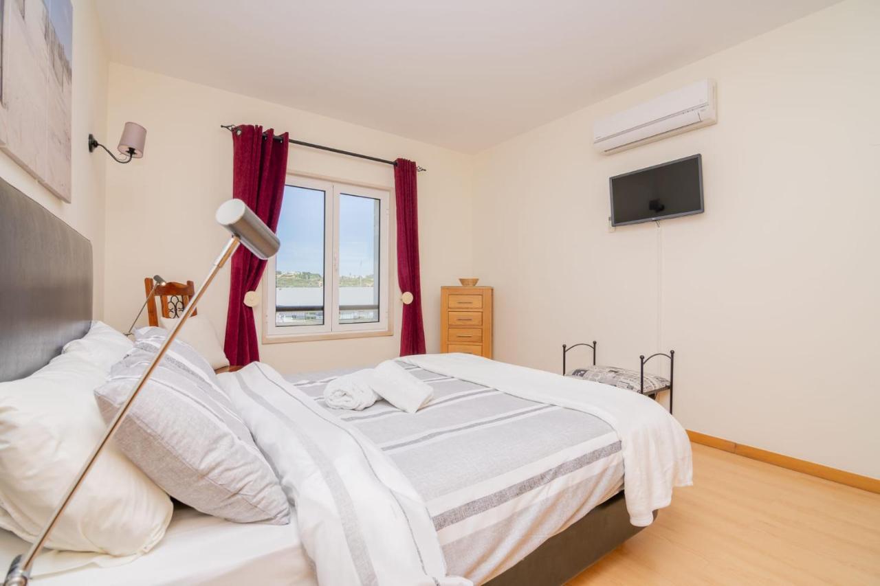 Marina Retreat - An Exquisite 2 Bedroom On The Marina * Lagos